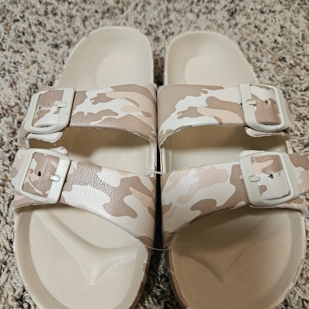 Buckle Tan Camouflage Sandals - Picture 2 of 6